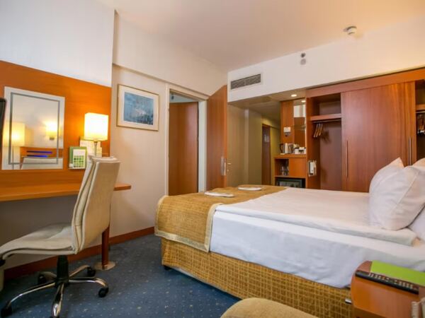 Holiday Inn Istanbul City, an IHG Hotel – صورة 4