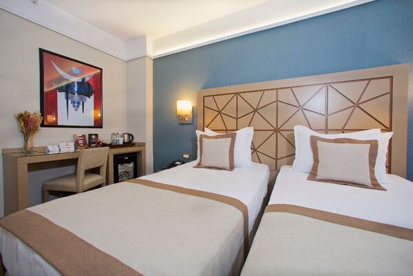 Ramada by Wyndham Istanbul Taksim – صورة 18