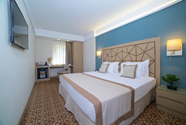 Ramada by Wyndham Istanbul Taksim – صورة 3