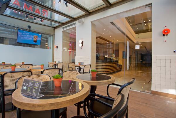Ramada by Wyndham Istanbul Taksim – صورة 10